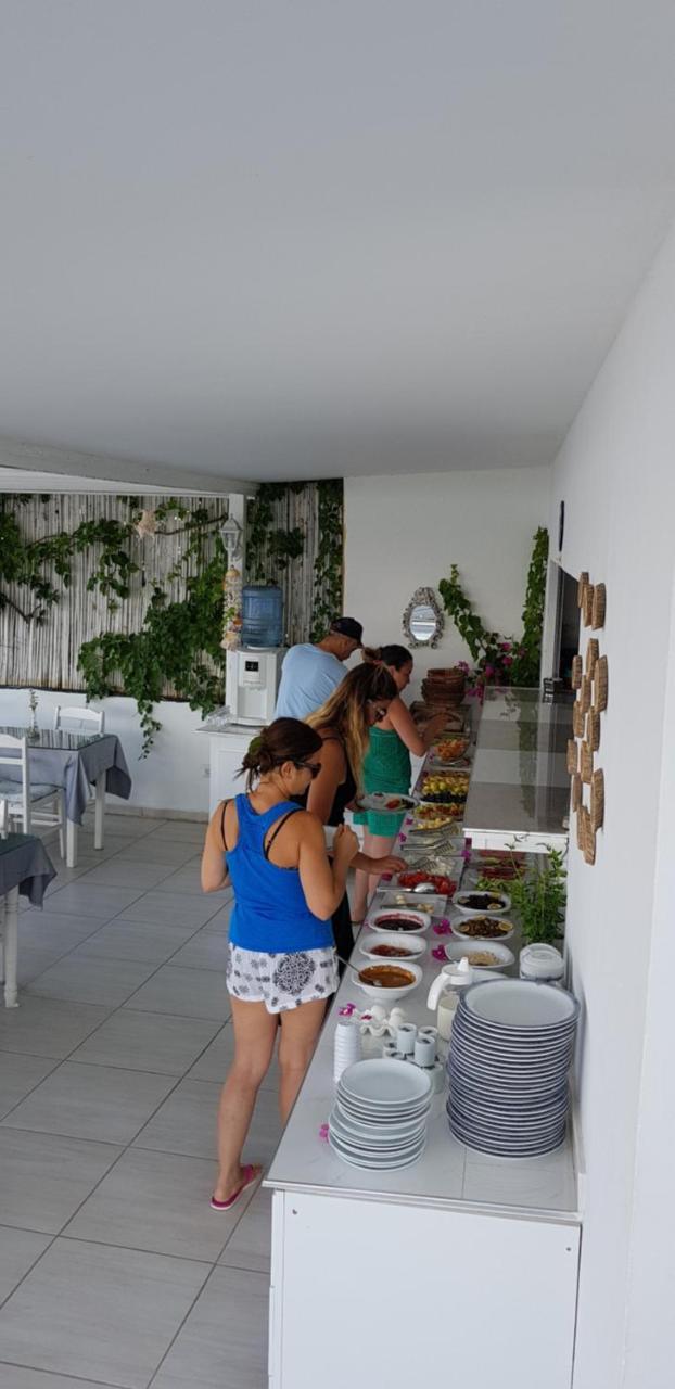Cakil Pansiyon Kaş Esterno foto