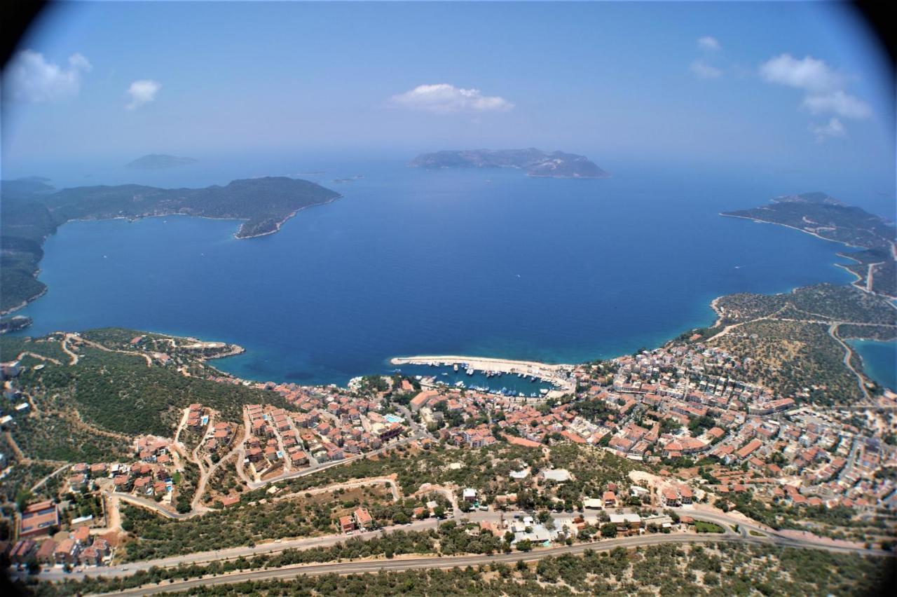 Cakil Pansiyon Kaş Esterno foto